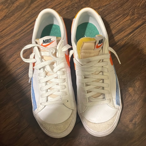 Colorful Nikes - Picture 2 of 7